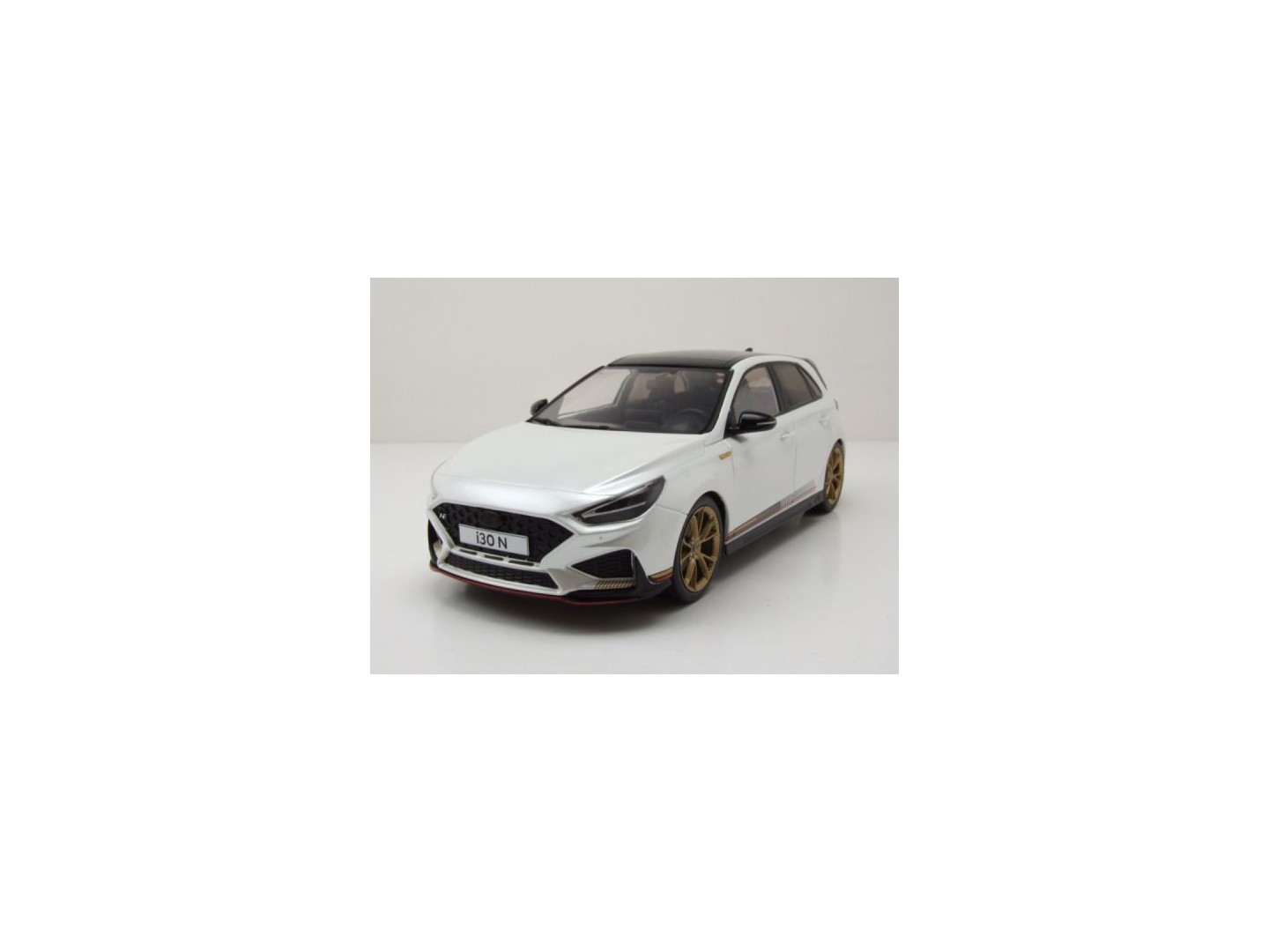 Marketplace : HYUNDAI i30 N Drive N Limite édition 2021 Blanc - ModelCar - 1:18