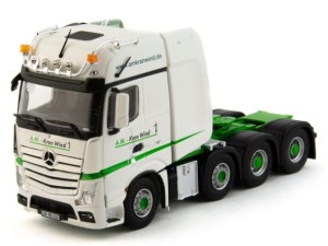 Marketplace : MERCEDES BENZ Actros Gigaspace 8x4 KRAN WIND - IMC Models - 1:50