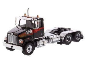 Marketplace : WESTERN STAR 4700SF 6x4 Noir - Diecast Masters - 1:50