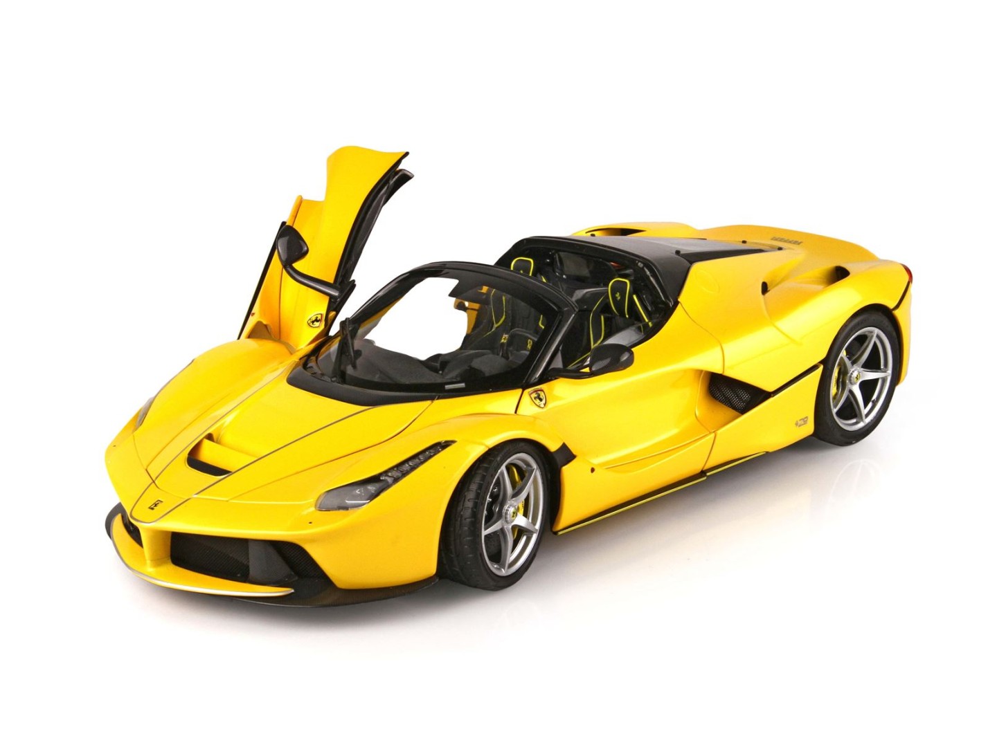 MARKETPLACE : Ferrari LaFerrari Aperta - BBR - 1:18 - BBR Models