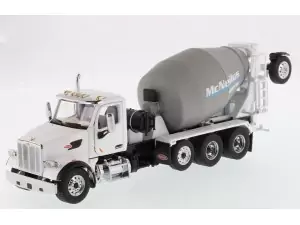 Marketplace : PETERBILT 567 8x4 Toupie MCNEILUS - Diecast Masters - 1:50